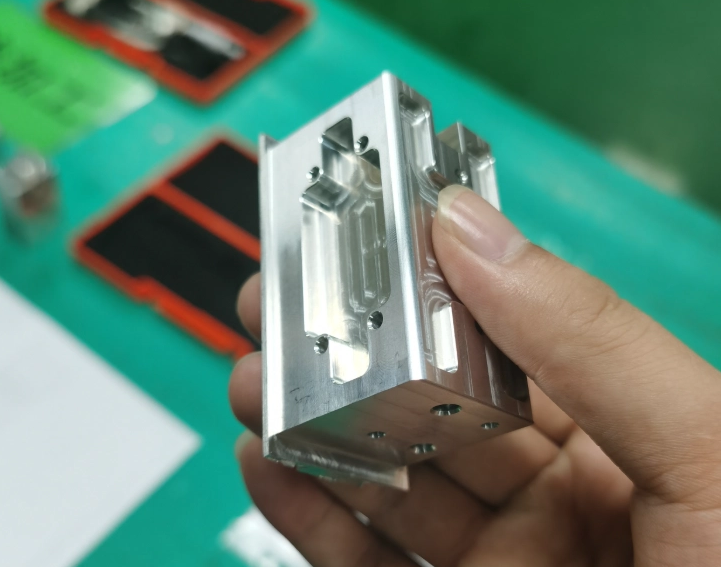 5 axis cnc machining aluminum part