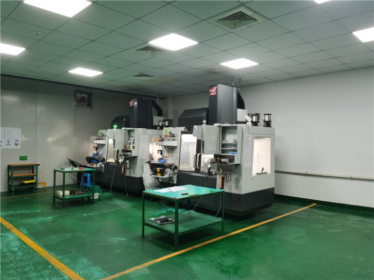 Macchina di precisione cnc a 5 assi