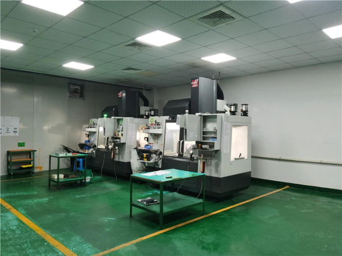5 axis cnc machining center