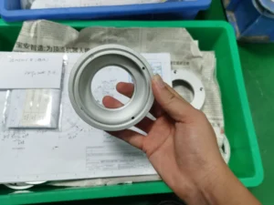 cnc-Bearbeitung von runden Aluminiumteilen