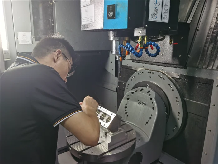5 axis cnc machining stainless steel car engine part (7)