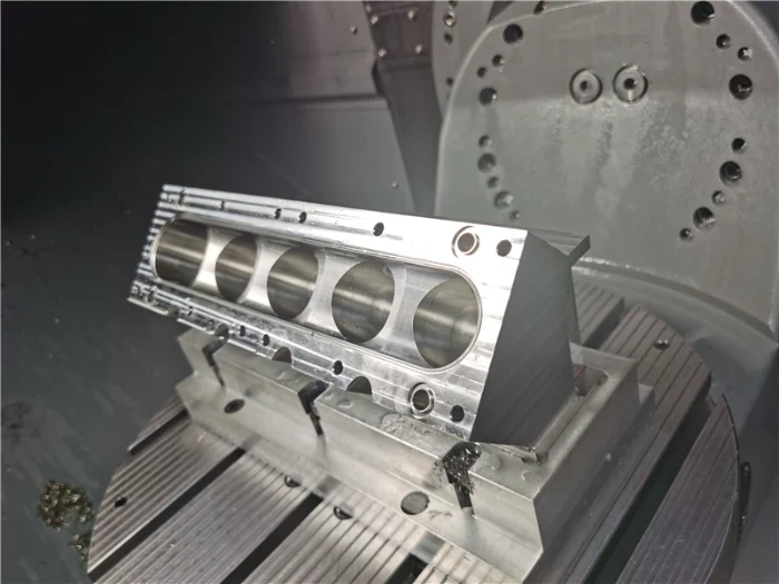 Five-cylinder engine part 5 axis cnc machining (3)