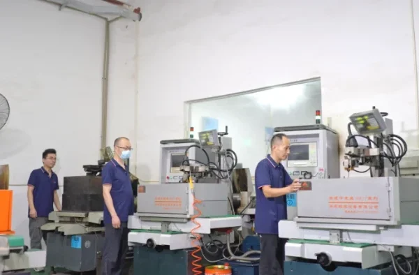 проволочный обрабатывающий центр edm