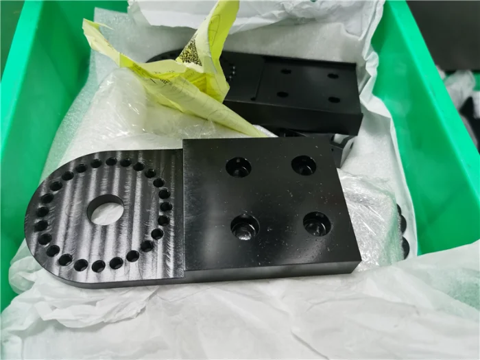 Parte in acciaio inossidabile lavorata a 5 assi cnc