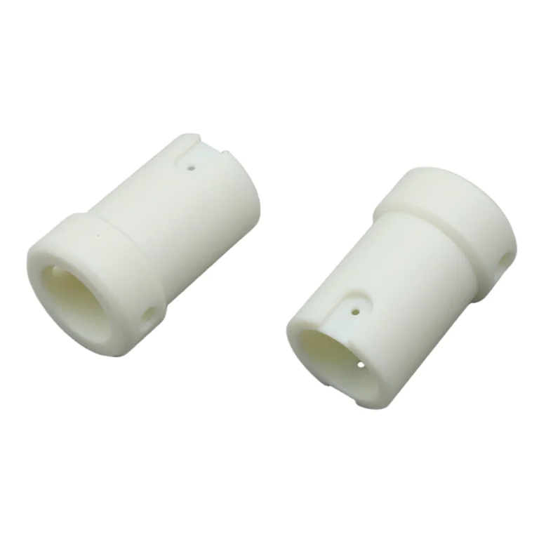 pièce de pom blanc usinée en cnc