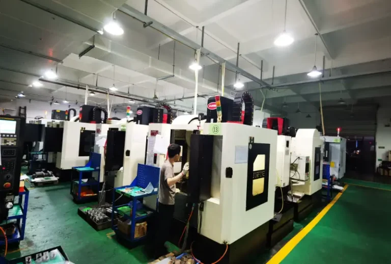 3 4 axis cnc machining room (2)
