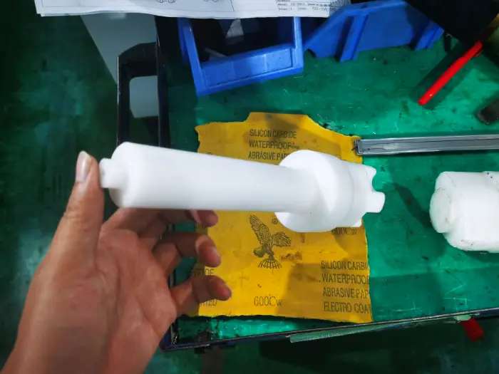 white color pom Piston connecting rod