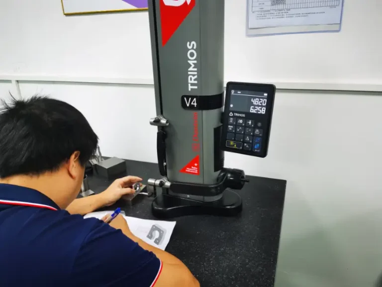 Altimetro svizzero per test di precisione sui pezzi