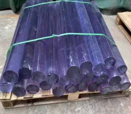 blaue halbtransparente Stange