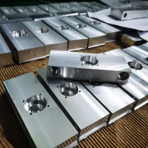 Usinage 5 axes de pièces en aluminium 6063