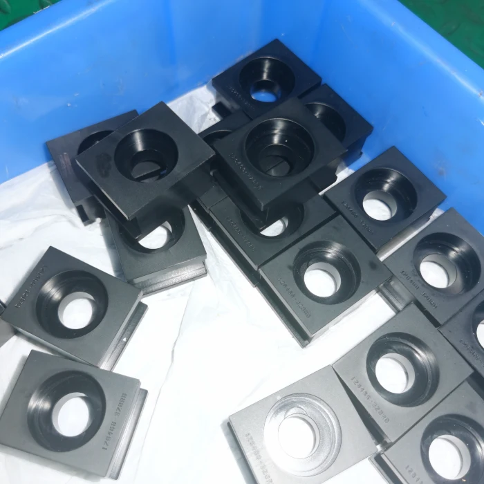 맞춤형 CNC 가공 나일론 66 베어링 블록
