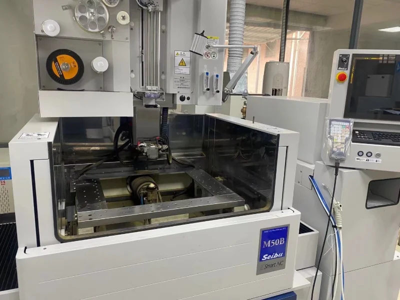 Weldo Machining의 저속 와이어 방전 가공기