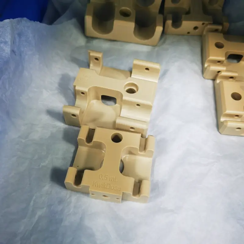 Mecanizado CNC de plásticos técnicos
