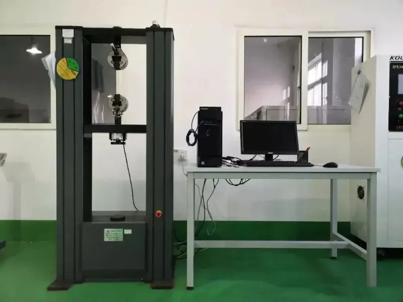 Universelle Prüfmaschine
