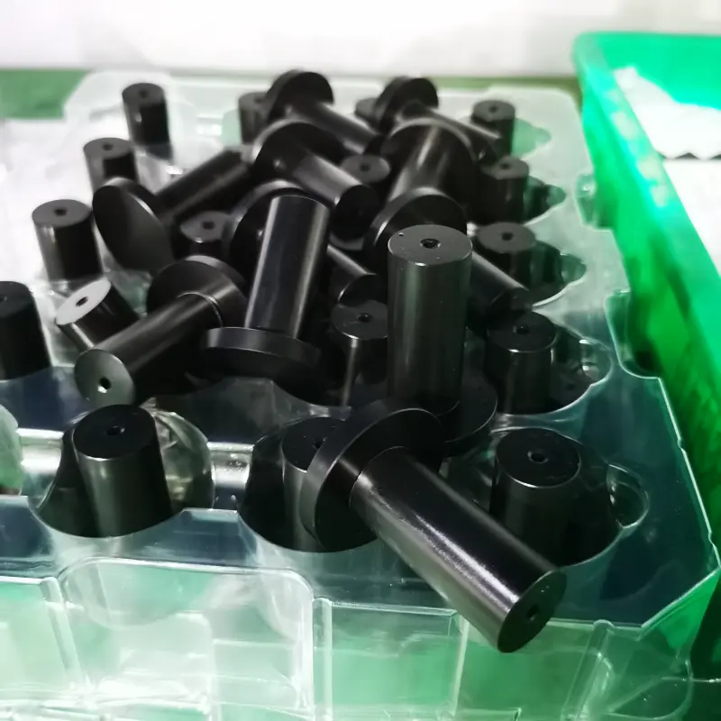 機械加工されたPOM製医療用部品