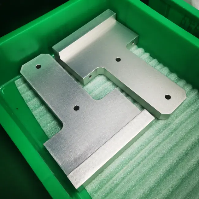 Natural anodized 6082 aluminum part