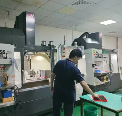 5軸CNC加工ワークルーム