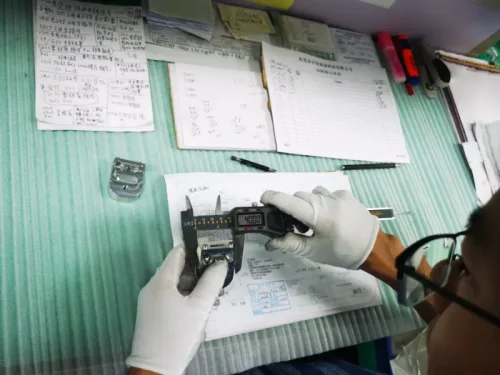 Vernier caliper measurement