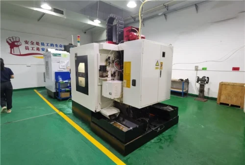 3-Achsen-CNC-Bearbeitungszentrum