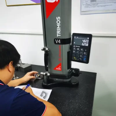 Swiss altimeter for precision part test