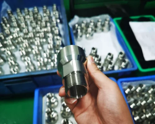 CNC-bearbeiteter Stab aus rostfreiem Stahl