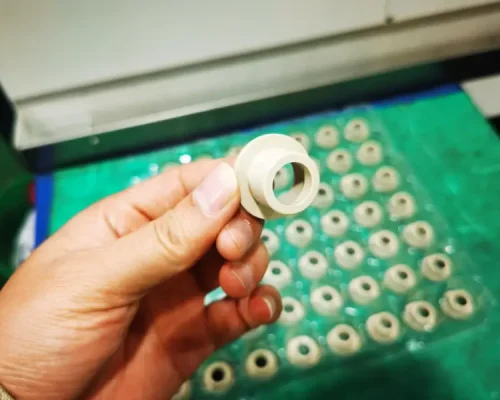 peek cnc machining flanged bushing