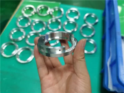 5軸CNC加工によるアルミ部品